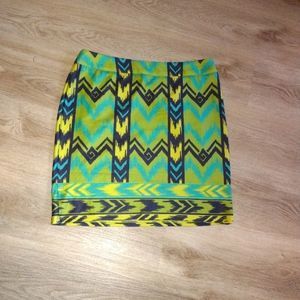 Aryeh Women Skirt green